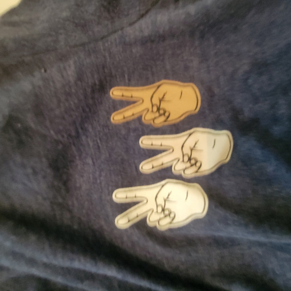 Aeropostal navy tee, size L, peace!